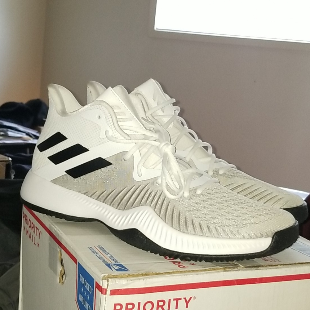 Adidas SM Mad Bounce